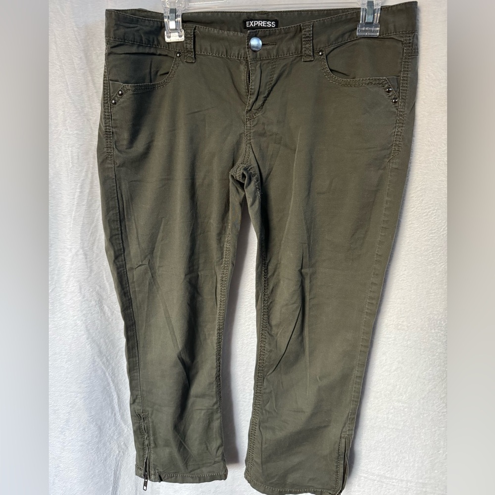 Express Olive Green Capris